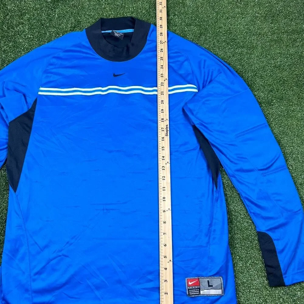 Nike Men's Blue T-shirt